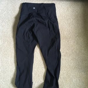 Lululemon cropped leggings